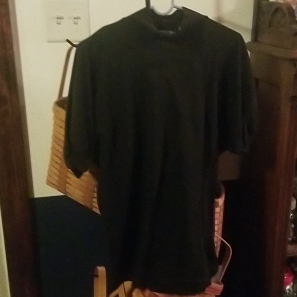 Black shirt
